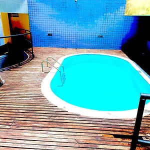https://flat-perfeito-no-coracao-de-boa-viagem.portodegalinhashotels.com